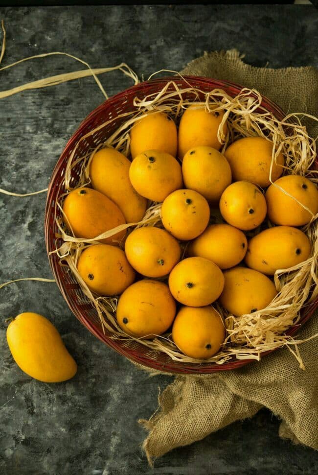 Fresh Mangoes